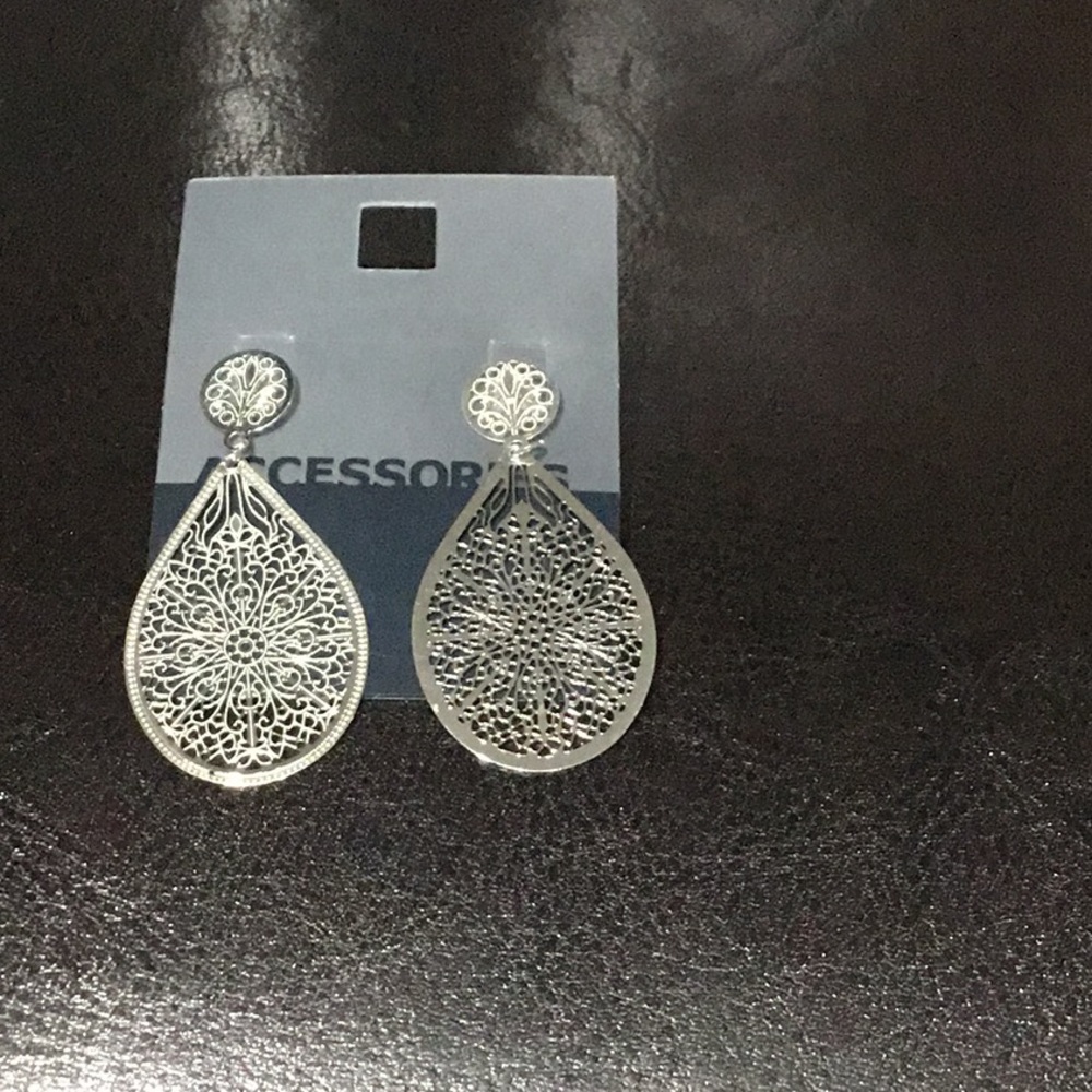 Earring